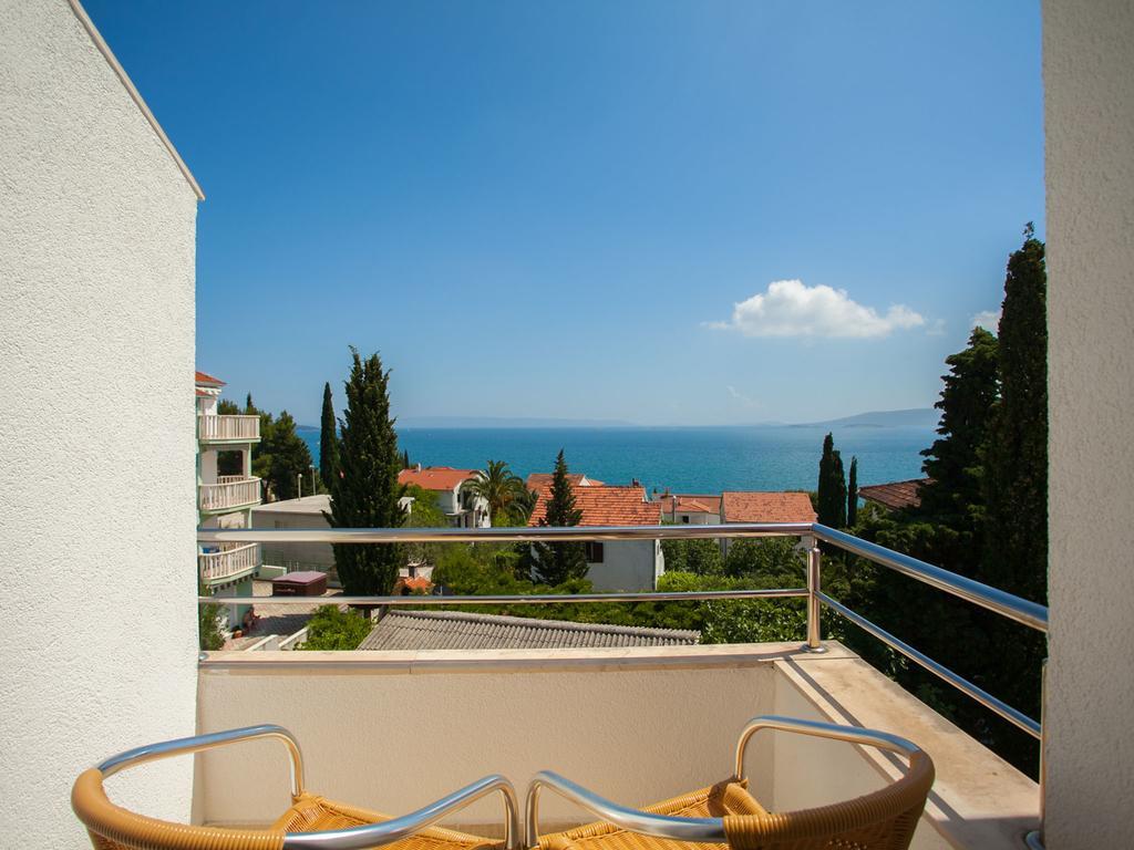 Apartments Kairos Seget Vranjica Buitenkant foto